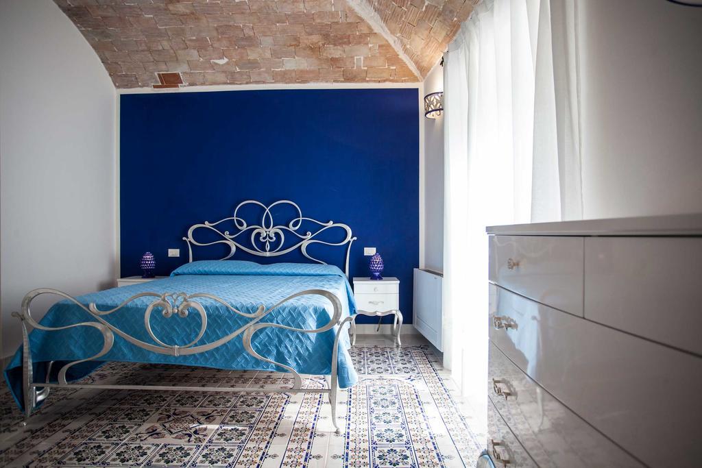 Palazzo Pagliaro Hotel Santo Stefano di Camastra Bagian luar foto